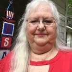 Deborah Roebuck - @peachyofga - Instagram