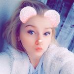 Déborah Roussel - @deborahlablonde - Instagram