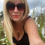 Deborah Rowland - @deborah.rowland.10 - Instagram
