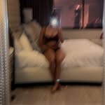 Deborah Smith - @debcakezz - Instagram
