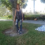 Deborah Strand - @deborah.strand.10 - Instagram