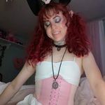 Deborah Tobin - @debbiebabbie - Instagram