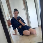 Déborah Uhlig - @deborahuhlig - Instagram