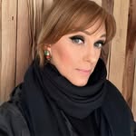 Deborah Veitch - @colour.stylemaven - Instagram