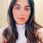 Déborah Veríssimo - @deborahverissimo - Instagram