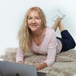 Debra Wales - @debrawales360 - Instagram