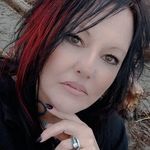 Deborah Wheatley - @rokchik06 - Instagram