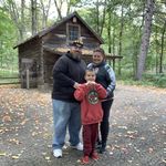 Debra Barron - @dbarron85 - Instagram
