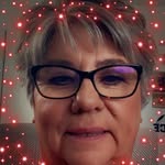 Debra Bustos - @debr.abustos - Instagram