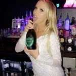 Debra Gutierrez - @debra_gutierrez_977034 - Instagram