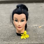 Debra aka Deb the mannequin head. - @debsgotplans - Instagram