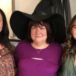 Debra Hennessy-Naszimento - @hennessynasz - Instagram