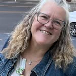 Deborah Herron Phillips - @quilting_at_the_blueberry_owl - Instagram