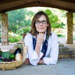 Debra Hilliard-Jones RDN CLT - @foodhealthhealing - Instagram