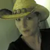 deb - @debrahume - TikTok