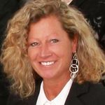 Debra Lovelace - @debralovelace_realestate - Instagram