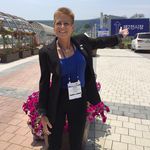 Debra Lowe - @lunabee0113 - Instagram