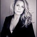 Debra Michelle - @misha_namaste - Instagram