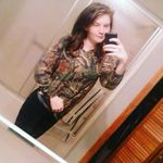 Debra Michelle Farris - @countrygirlferlife4 - Instagram