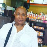 Debra Parks - @bald_diva.54 - Instagram