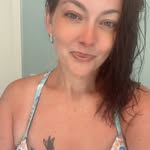 Debra Pickering - @debradom5 - Instagram