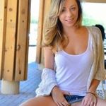 Debra Rios - @malazel758 - Instagram