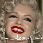 Debra Sztajer Socha - @debra10star - Instagram