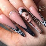 Deborah Vacca 🐝 - @deborah_vacca_nails - Instagram