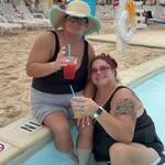 Debra Wickware - @i.live.in.crazy.town - Instagram