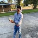 Dede._.slime - @dede._.lewis - Instagram