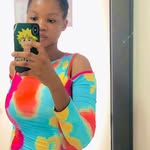 Dede Thompson - @_dede_naa - Instagram