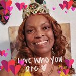 Dee Avery - @davery0323 - Instagram