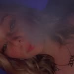 𝓓𝓮𝓮 𝓶𝓲𝓬𝓱𝓮𝓵𝓵𝓮/ 𝔻𝕒𝕣𝕝𝕖𝕟𝕖 𝔹𝕖𝕟𝕕𝕖𝕣 - @deemichelle04 - Instagram