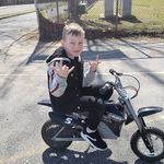 Dee Brady - @deebrady61 - Instagram