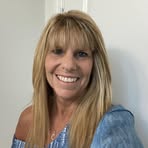 Dee Burke - Facebook