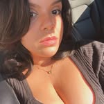 Dee Flores - @all.eyes.on.dee - Instagram