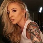 Dee Gore - @dee.gore.7 - Instagram