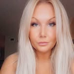 Dee Henderson - @blondexodee - Instagram