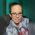 Dee Hewitt - @dee.is.me.879000 - Instagram