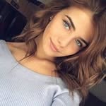 Chrissy Fay - @deehillman1220 - Instagram