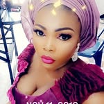 Adeola - @dee_holllly - Instagram