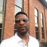 Dee Hollis - @deehollis40 - Instagram