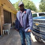 Dee Holmes - @dee.holmes.3517 - Instagram