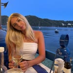 danielle - @deehopkins - Instagram