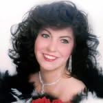 Deanna Theresa - @deehop40 - Instagram