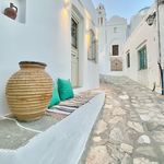 Dee House Sifnos - @deehousesifnos - Instagram