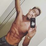Dee Howard - @i_been_getting_money_biih - Instagram
