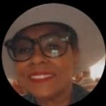 Dee Howard Mllins - @dee.howard.1652 - Instagram