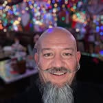 Dee King - @graveldujour - Instagram