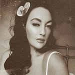 Dee Morrissey - @dee_morrissey_singer - Instagram